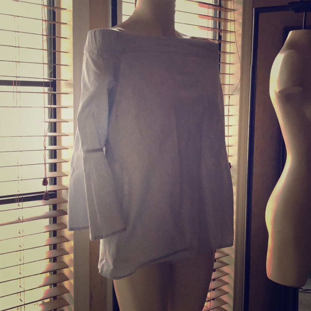 Jessica Simpson top